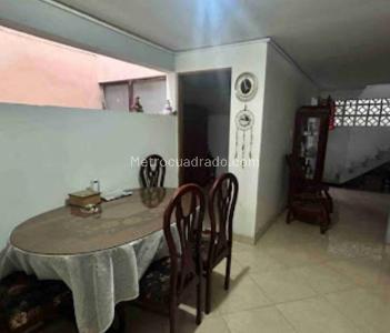Casa en venta en El Bosque, Manizales · foto 3 de 17