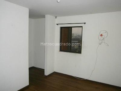 Apartamento en venta en Terminal Antiguo, Manizales · foto 10 de 18