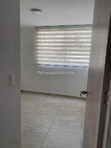 Apartamento de 3 alcobas en venta en La Francia, Manizales, 62 m² · foto 3 de 17