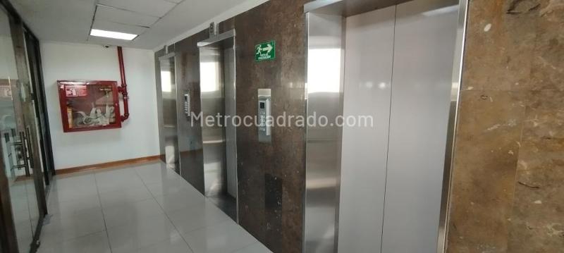 Oficina en Arriendo, San Pedro, Cali - Más