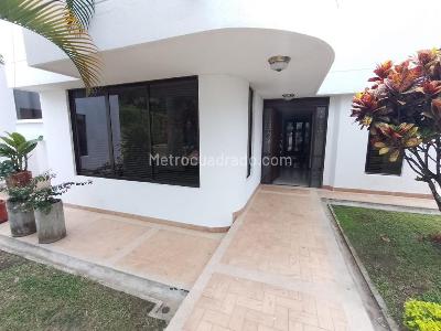 Casa de 5 alcobas en venta en Ciudad Jardin, Cali, 390 m² · foto 11 de 20