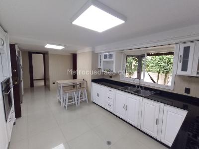 Casa de 5 alcobas en venta en Ciudad Jardin, Cali, 390 m² · foto 17 de 20