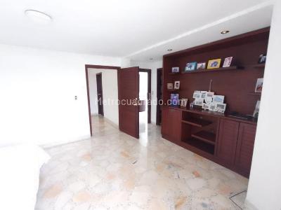 Casa de 5 alcobas en venta en Ciudad Jardin, Cali, 390 m² · foto 18 de 20