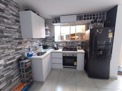 Casa de 5 alcobas en venta en Las Delicias, Cali, 160 m² · foto 2 de 11