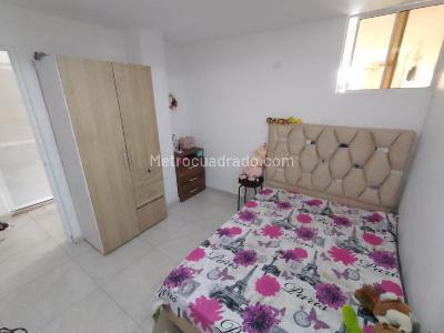 Casa de 5 alcobas en venta en Las Delicias, Cali, 160 m² · foto 4 de 11
