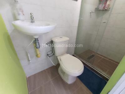 Casa de 5 alcobas en venta en Las Delicias, Cali, 160 m² · foto 8 de 11