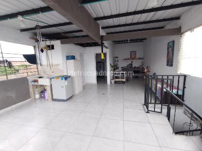 Casa de 5 alcobas en venta en Las Delicias, Cali, 160 m² · foto 10 de 11