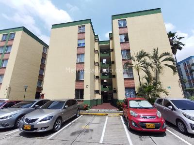 Apartamento de 3 alcobas en venta en Torres De Comfandi, Cali, 58 m² · foto 2 de 13