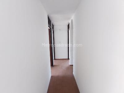 Apartamento de 3 alcobas en venta en Torres De Comfandi, Cali, 58 m² · foto 7 de 13