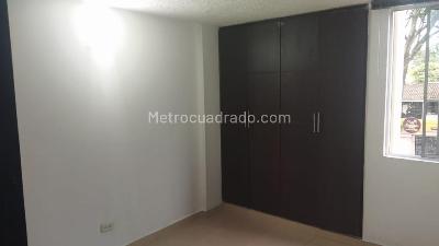 Apartamento de 3 alcobas en arriendo en El Refugio, Cali, 67 m² · foto 12 de 20