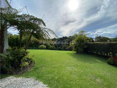 Casa de 3 alcobas en venta en Llanogrande, Rionegro, 1850 m² · foto 8 de 16