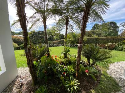 Casa de 3 alcobas en venta en Llanogrande, Rionegro, 1850 m² · foto 9 de 16