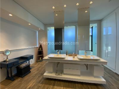 Casa de 5 alcobas en venta en Las Palmas, Medellín · foto 10 de 20