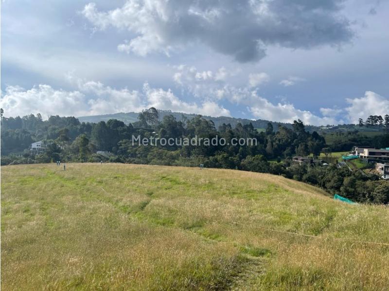 Lote en Venta, Alto De Las Palmas, Medellín - Más