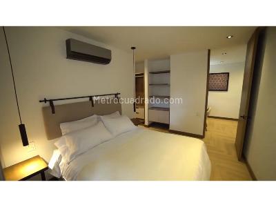 Apartamento de 3 alcobas en venta en Loma De Los Parra, Medellín, 146 m² · foto 3 de 10