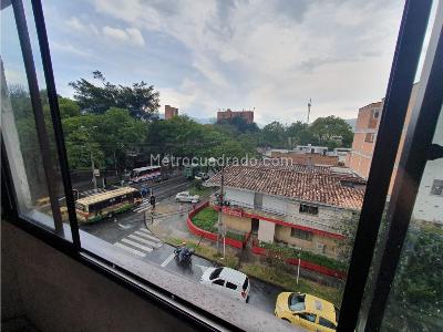 Apartamento en venta en Calasanz, Medellín · foto 2 de 9