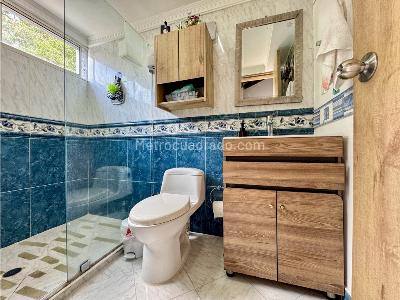 Casa de 4 alcobas en venta en La Paz, Envigado, 191 m² · foto 15 de 20