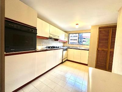 Apartamento de 3 alcobas en venta en Manila, Medellín, 197 m² · foto 8 de 20