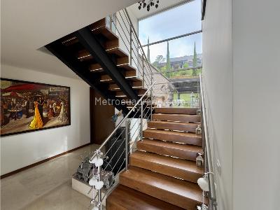 Casa de 5 alcobas en venta en Las Palmas, Medellín, 1150 m² · foto 18 de 20