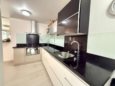 Casa de 4 alcobas en venta en Loma El Atravezado, Envigado, 240 m² · foto 7 de 17