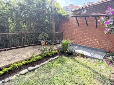 Casa de 4 alcobas en venta en Loma El Atravezado, Envigado, 240 m² · foto 15 de 17