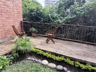 Casa de 4 alcobas en venta en Loma El Atravezado, Envigado, 240 m² · foto 16 de 17