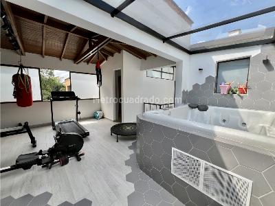 Casa de 4 alcobas en venta en Los Balsos, Medellín, 510 m² · foto 10 de 19