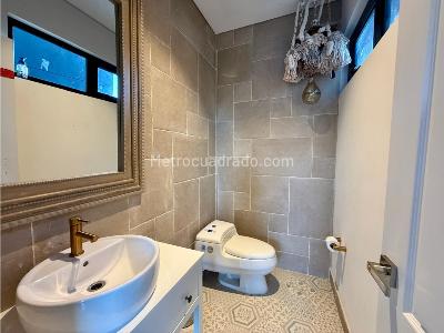Casa de 4 alcobas en venta en Alto De Las Palmas, Envigado, 450 m² · foto 13 de 20