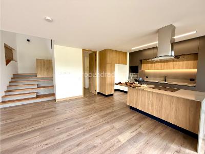 Casa de 3 alcobas en venta en Alto De Las Palmas, Envigado, 328 m² · foto 3 de 14
