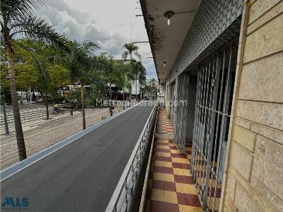 Casa de 5 alcobas en venta en Envigado, Envigado, 500 m² · foto 10 de 20