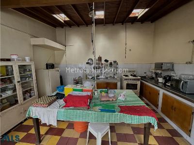 Casa de 5 alcobas en venta en Envigado, Envigado, 500 m² · foto 15 de 20