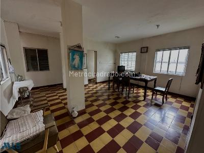 Casa de 5 alcobas en venta en Envigado, Envigado, 500 m² · foto 17 de 20
