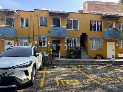 Casa en venta en Suramerica, Itagüí · foto 11 de 18