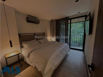 Apartamento en venta en El Poblado, Medellín · foto 7 de 17