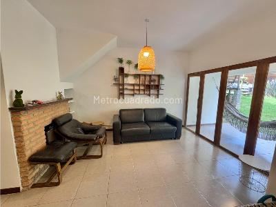 Casa de 4 alcobas en venta en Los Balsos, Medellín, 1996 m² · foto 5 de 20
