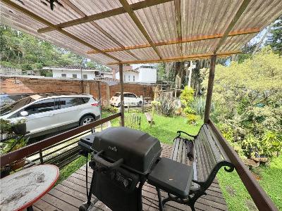 Casa de 4 alcobas en venta en Los Balsos, Medellín, 1996 m² · foto 16 de 20