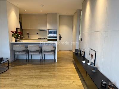 Apartamento de 2 alcobas en venta en El Poblado, Medellín, 83 m² · foto 3 de 19