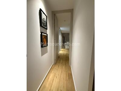 Apartamento de 2 alcobas en venta en El Poblado, Medellín, 83 m² · foto 9 de 19