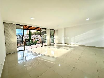 Casa de 3 alcobas en venta en Envigado, Envigado, 153 m² · foto 4 de 19