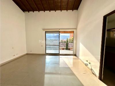 Casa de 3 alcobas en venta en Envigado, Envigado, 153 m² · foto 10 de 19