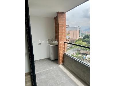 Apartaestudio en venta en Envigado, Envigado, 60 m² · foto 3 de 9