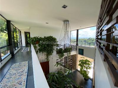 Casa de 4 alcobas en venta en Avenida Del Rio, Pereira, 917 m² · foto 4 de 13