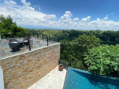 Casa de 4 alcobas en venta en Avenida Del Rio, Pereira, 917 m² · foto 11 de 13