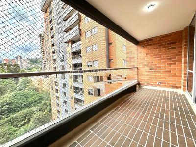 Apartamento de 3 alcobas en venta en Loma De San Jose, Sabaneta, 138 m² · foto 6 de 20