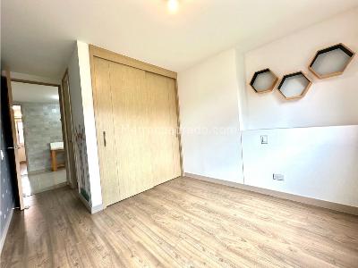 Apartamento de 3 alcobas en venta en Loma De San Jose, Sabaneta, 138 m² · foto 16 de 20