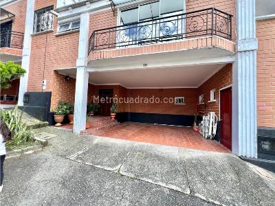 Casa de 3 alcobas en venta en Altos Del Poblado, Medellín, 260 m² · foto 8 de 13