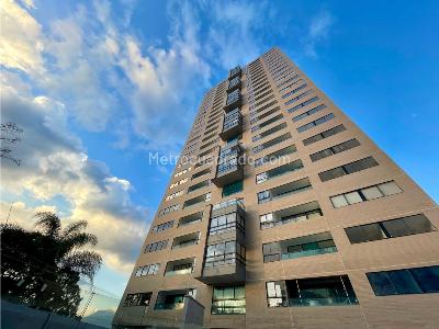 Apartamento de 3 alcobas en venta en El Poblado, Medellín, 103 m² · foto 12 de 18