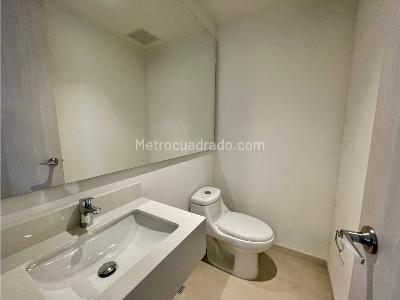 Apartamento de 3 alcobas en venta en El Poblado, Medellín, 103 m² · foto 15 de 18
