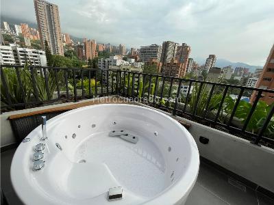 Apartamento de 2 alcobas en venta en El Poblado, Medellín, 112 m² · foto 2 de 20