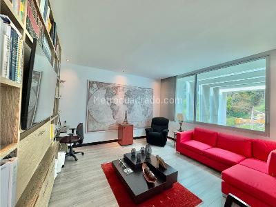 Casa de 4 alcobas en venta en El Poblado, Medellín, 1827 m² · foto 6 de 20